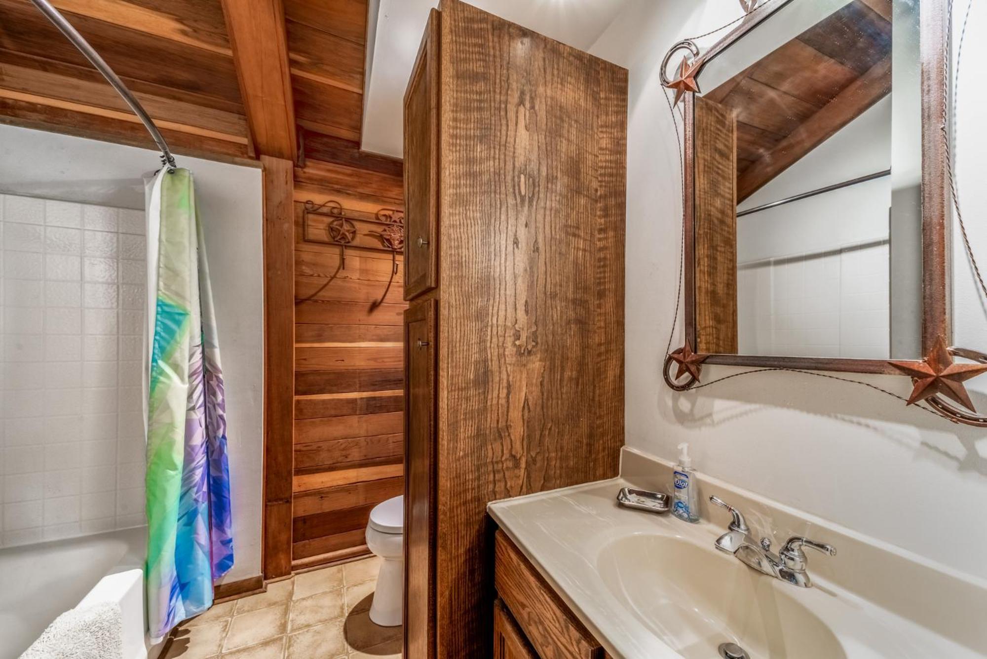 Deer Meadows: Adorable, Centrally Located With Private Hot Tub! Ruidoso