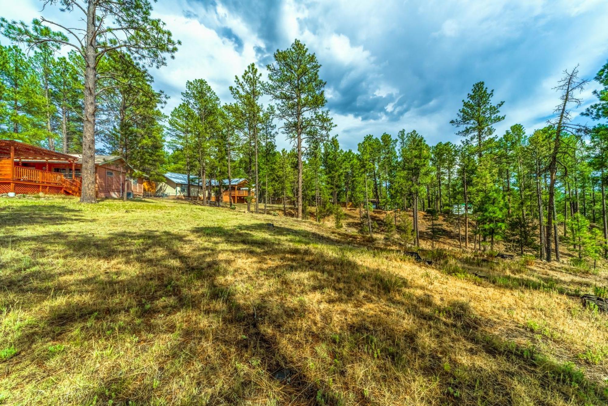 Deer Meadows: Adorable, Centrally Located With Private Hot Tub! *